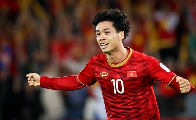 Công Phượng Thử Nghiệm Vai Trò Mới
